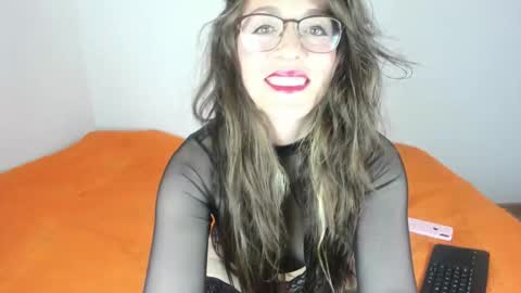  Rosie  online show from September 29, 2025, 7:51 pm