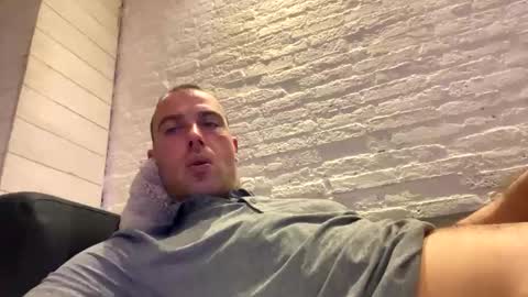 rotteei1 online show from November 24, 2025, 8:30 pm