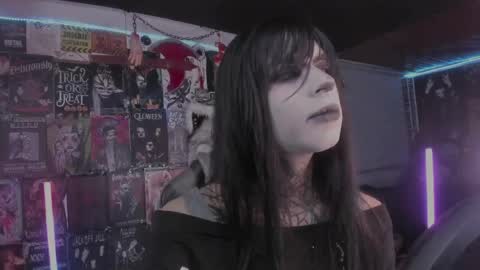 Snapshot of rotten_dreams chatting on May 12, 2026, 11:13 pm rot online show from May 12, 2026, 11:13 pm