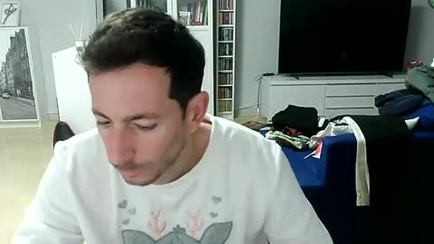 roubarixx online show from January 27, 2025, 7:45 am