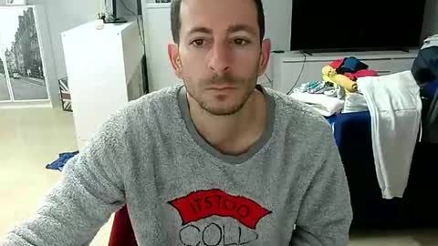 roubarixx online show from March 4, 2025, 7:30 am