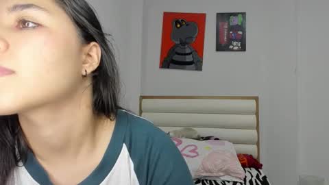 rous_and_sweet09 online show from June 5, 2026, 1:34 am