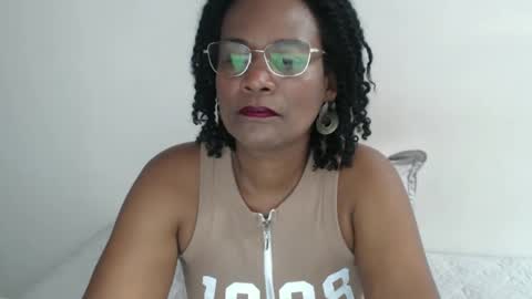 luxa online show from March 2, 2025, 4:10 pm