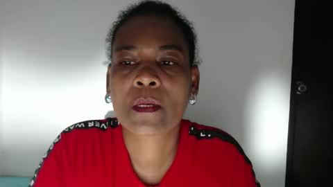 luxa online show from November 23, 2025, 12:38 pm