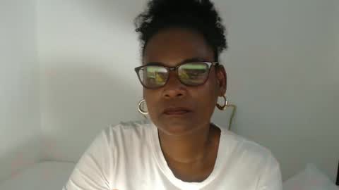 luxa online show from February 10, 2026, 12:53 pm