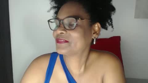 Snapshot of roushlove chatting on May 28, 2026, 8:50 pm luxa online show from May 28, 2026, 8:50 pm