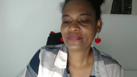 Snapshot of roushlove chatting on May 30, 2026, 10:56 am luxa online show from May 30, 2026, 10:56 am