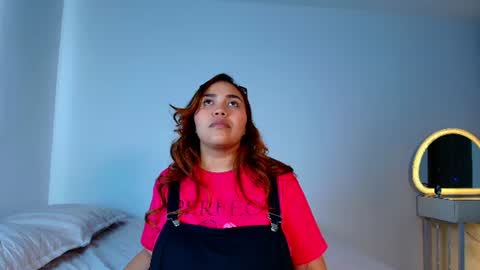 Snapshot of rousrossell_4 chatting on June 17, 2026, 7:37 pm Call me Rous online show from June 17, 2026, 7:37 pm