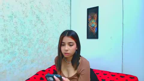 rousse_violet online show from March 8, 2025, 10:24 pm