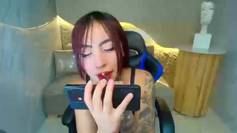 Roux  online show from September 8, 2025, 7:57 pm