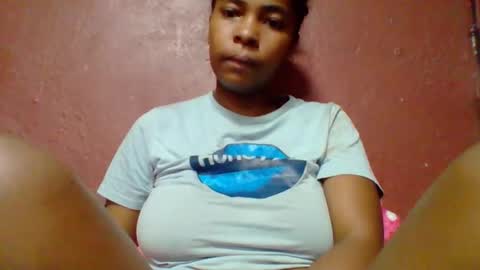 rovaelyah online show from April 20, 2026, 3:31 am