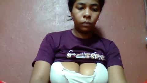 rovaelyah online show from April 23, 2026, 3:30 am