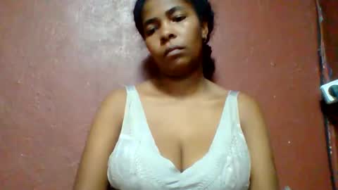 Snapshot of rovaelyah chatting on April 25, 2026, 1:41 pm rovaelyah online show from April 25, 2026, 1:41 pm