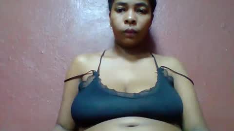 Snapshot of rovaelyah chatting on May 5, 2026, 3:14 am rovaelyah online show from May 5, 2026, 3:14 am