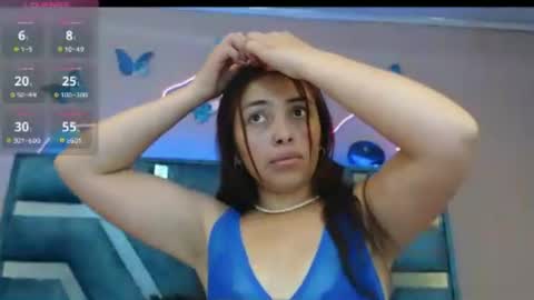 Snapshot of roxan_fox_ chatting on July 1, 2026, 2:46 am Roxane online show from July 1, 2026, 2:46 am