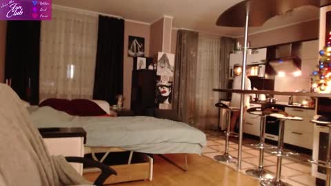 Roxana online show from December 28, 2024, 3:26 pm