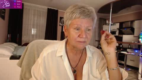 Roxana online show from December 28, 2024, 6:29 pm