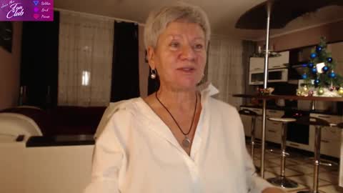 Roxana online show from January 2, 2025, 2:13 pm