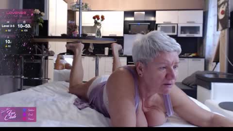 Roxana online show from October 26, 2025, 6:41 am