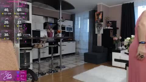 Roxana online show from March 19, 2026, 3:38 pm