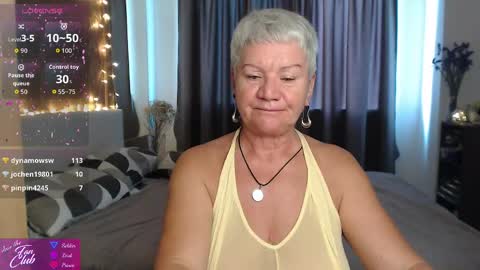 Roxana online show from May 13, 2026, 1:25 am