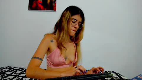 roxy online show from December 14, 2024, 7:07 am