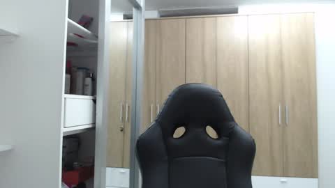 Roxana online show from January 6, 2025, 4:26 am