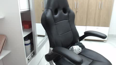 Roxana online show from February 16, 2025, 2:31 am