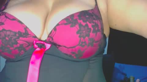 roxanasexy2025 online show from November 20, 2025, 12:38 pm