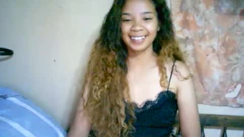 roxanne_98 online show from January 18, 2025, 3:49 pm