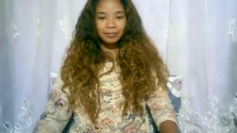 roxanne_98 online show from March 1, 2025, 3:10 am