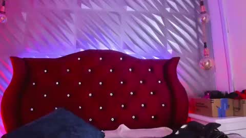 roxanne_han online show from July 19, 2026, 3:16 pm