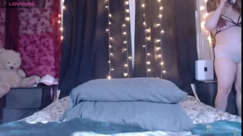 Silver online show from April 21, 2026, 1:29 am