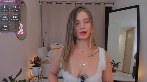  R O X I E  online show from September 13, 2025, 12:32 am