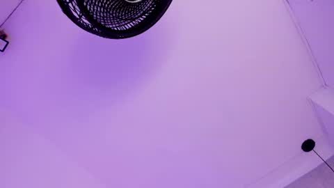 Snapshot of roxie_summers chatting on June 27, 2026, 7:41 pm Roxie online show from June 27, 2026, 7:41 pm
