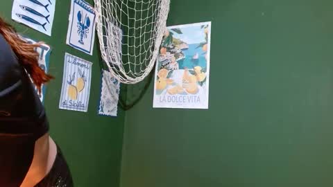 Roxie online show from October 3, 2025, 2:30 am