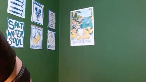 Roxie online show from October 31, 2025, 2:34 am