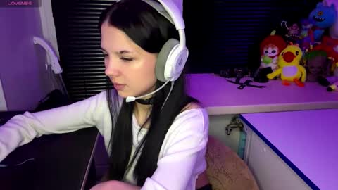 Hana online show from October 21, 2025, 2:07 pm