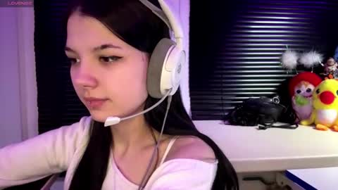 Hana online show from November 30, 2025, 3:27 pm