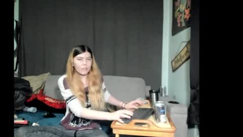 roxihazeleyes online show from February 28, 2026, 6:58 am