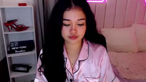 roxxy_blossom online show from October 11, 2025, 4:12 am