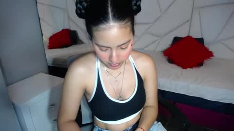 Snapshot of roxxyblack01 chatting on May 20, 2026, 12:50 am Roxxy online show from May 20, 2026, 12:50 am