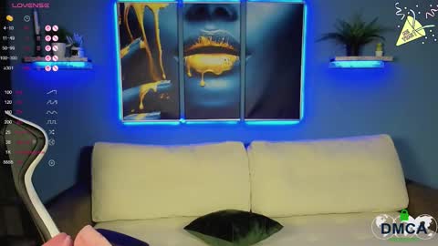 Roxy fiery online show from October 5, 2025, 1:37 am