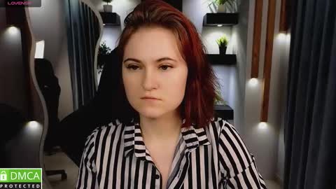 Roxy fiery online show from October 20, 2025, 1:06 am