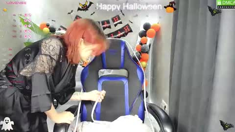 Roxy fiery online show from November 6, 2025, 2:01 am