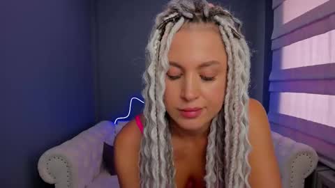 Roxy online show from March 6, 2025, 8:08 am