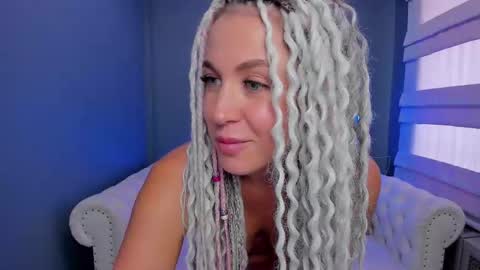 Roxy online show from March 10, 2025, 4:17 am