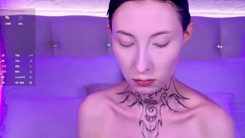 Snapshot of roxy_morrison_x chatting on May 4, 2026, 3:35 am roxanne online show from May 4, 2026, 3:35 am