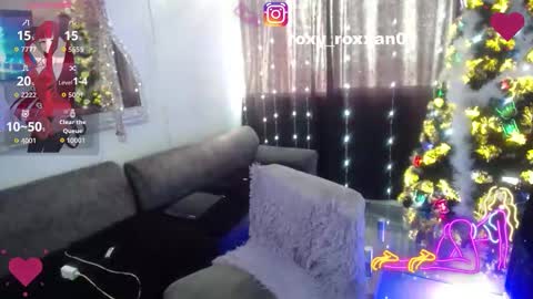 - online show from December 5, 2025, 4:36 pm