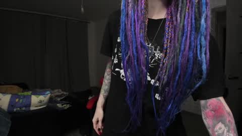 Roxy online show from December 17, 2024, 11:05 pm